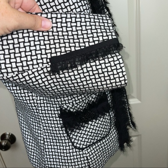 White House Black Market Cropped Tweed Lady Blazer Fringe Jacket 4 - Picture 7 of 15